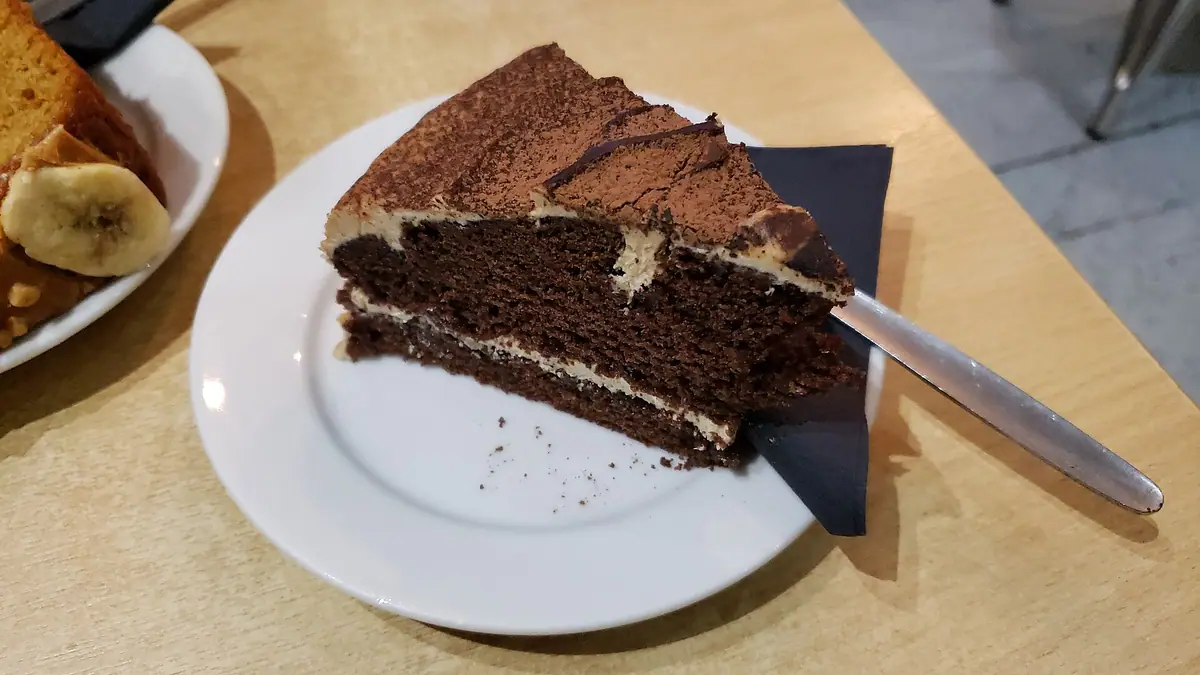 Luisa's Cupcake Boutique – cupcake shop in Marlborough town centre